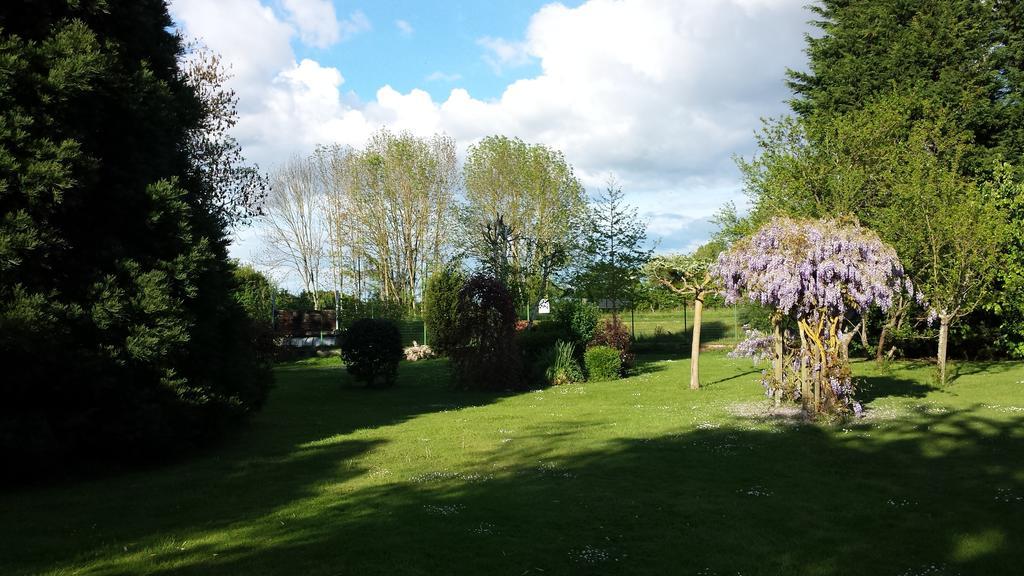 Bed and Breakfast Bulle D'Evasion Neuvy-sur-Loire Exterior foto